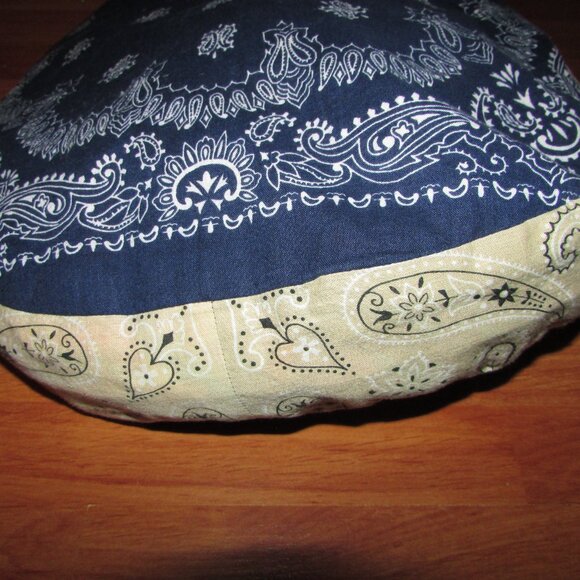 Bandana Reversible Sides Hobo Bag - Picture 12 of 16